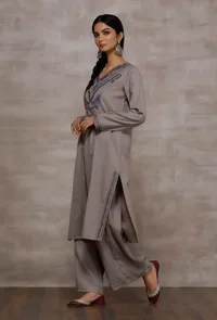 eshin-dusky-grey-woollen-kurta image 3