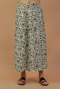 Lush Green Co-ord Set with Floral Printed Tie Up Wrap Skirt image 4