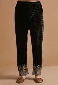 Set Of 3: Dark Jungle Green Kashmiri Tilla Embroidery Phiran With Pant and Dupatta-Free Size image 6