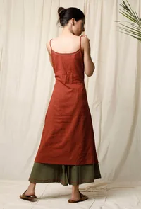 Gerua Cotton Slub Slip image 3