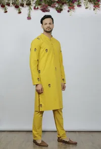 Set Of 2: Bright Yellow Cotton Block Print Kurta and Pyjama image 2