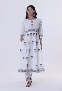 Set Of 2: White Color Cotton Block Printed With Multicolor Motif Kurta & Pant image 1