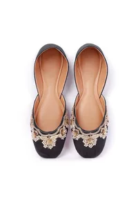 Black Dabka Moti Silk Juttis image 2