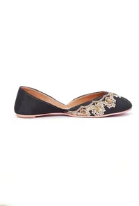 Black Dabka Moti Silk Juttis image 6