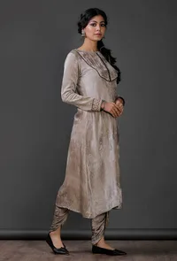 Grey Velvet front yoke lace embroidered kurta image 2