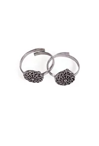 Kumudini German Silver Adjustable Toe Ring image 2