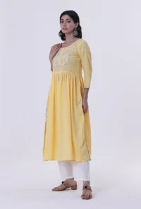 Set Of 2: Yellow & White Cotton Block Printed Kurta & Pant image 2