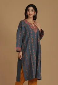 All-Over Embroidered Slate Grey Kashmiri Phiran- Free Size image 3