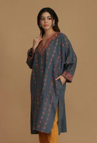All-Over Embroidered Slate Grey Kashmiri Phiran- Free Size image 4