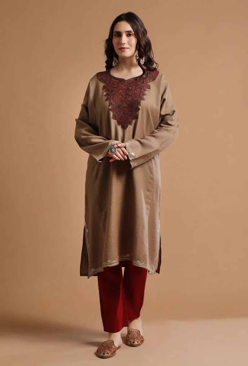 Petite Orchid Kashmiri Sozni Embroidery Phiran-Free Size