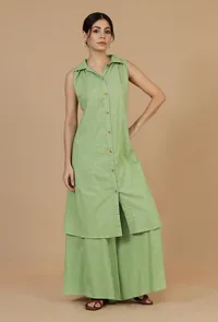 Set of 2: Light Green Sleeveless Shirt Kurta & Flared Palazzo Pants image 1