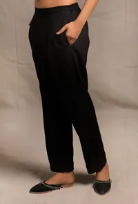 Black Straight Fit Pants image 4