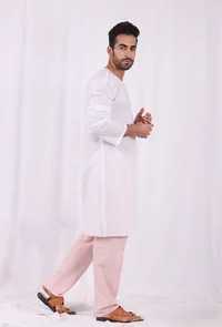 Set of 2: White Cotton kurta with Pink Striped Pajama image 4