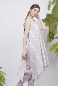 Lilac Asymmetrical Stripes Hand-Block Printed Cotton Kurta image 3