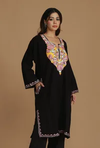 Vibrant Aari Embroidered Black Kashmiri Phiran- Free Size image 5