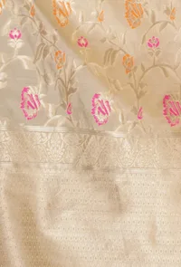 Light Ywlloe Color Semi Silk Dupatta With Zari Weaving image 5