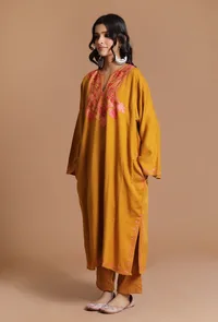 Fire Bush Aari Embroidered Kashmiri Phiran-Free Size image 3