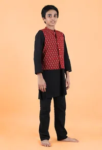 Orian Madder Red Ajrakh Print Cotton Nehru Jacket image 2