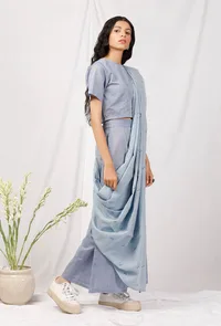 Set Of 3: Chambray Blouse And Culottes With Jamdani Saree image 2