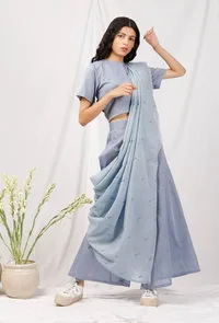 Set Of 3: Chambray Blouse And Culottes With Jamdani Saree image 3