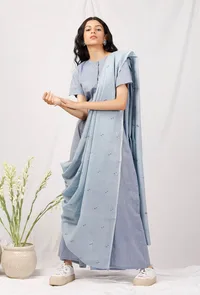 Set Of 3: Chambray Blouse And Culottes With Jamdani Saree image 4