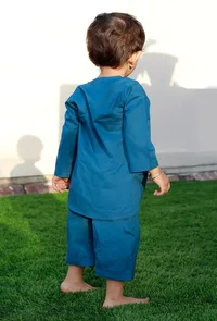 Set Of 2: Swirl Blue Cotton Shirt And Blue Capri image 3