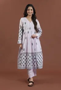 Set of 2:Hand Block Printed Cotton Gathered Kurta with Solid Straight Pant image 1