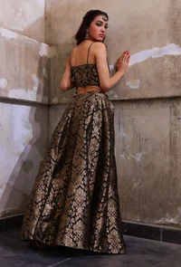 Set Of 3: Black Banarasi Jacquard Crop Top, Skirt, & Silk Organza Dupatta image 3