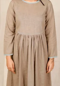 Set of 2: Bhuri Gathered Kurta With Asmani Chooridaar image 4