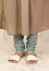 Set of 2: Bhuri Gathered Kurta With Asmani Chooridaar image 5