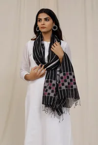 Black Stripes Handloom Cotton Jamdani stole image 3