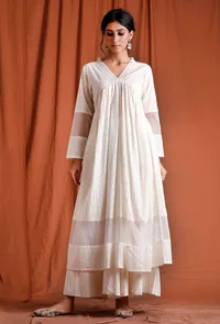 Off White Gathered Organza Kurta image 1