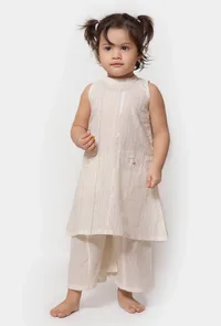 Set of 2- Silver White Malmal Kurti With Palazzo Pants image 1