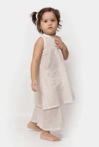 Set of 2- Silver White Malmal Kurti With Palazzo Pants image 2