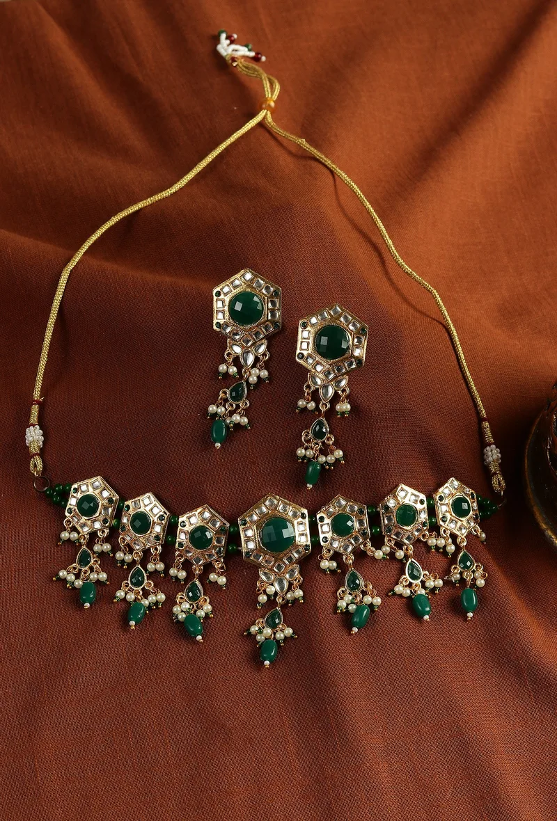 Ethnic Emerald Drop Necklace Set
