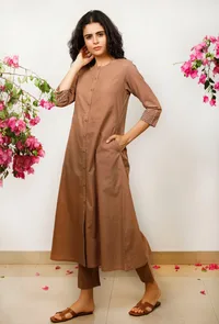 Set of 2: Brown Cotton Kurta with Brown Cotton Straight Pants image 3