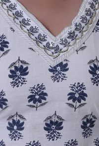 Set Of 3: Blue Motif White Cotton Kurta With Pant & Dupatta Set image 6