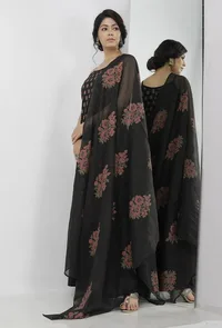 Set of 3: Kaani Black Floral Hand-Block Printed Cotton Slip with Plain Palazzo and Floral Hand-Block Printed Kota Dupatta image 2