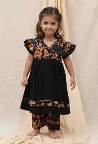 Set Of 2: Ebbani Black Kalamkari Printed Cotton Kurta & Palazzo image 1