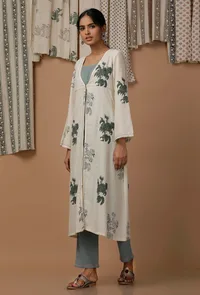 Off White Floral Handblock Cotton Flex Cape image 3