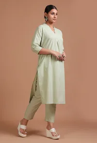 Set Of 2: Mint Green Cotton Plain Kurta & Pant Set image 2