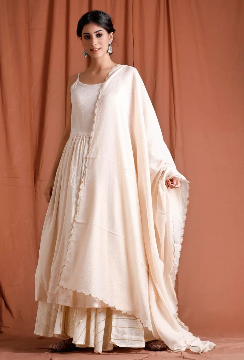 Dupatta Golden Scalping And Golden Stripes