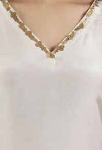 Ivory Kalamkari Printed Muslin Silk Kurta image 5