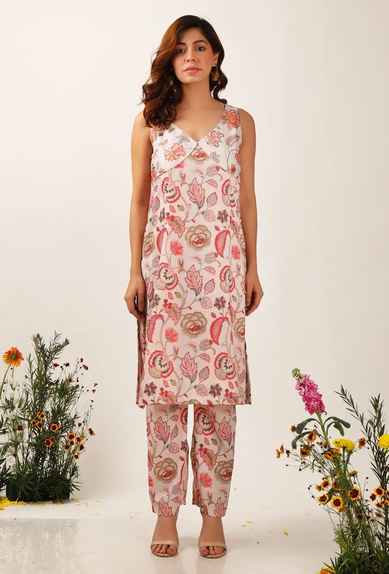 Set Of 2: Ambi Floral Chintz Straight Kurta With Fit Narrow Pants