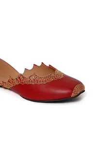 Red cutwork gold embroidered jutti image 6