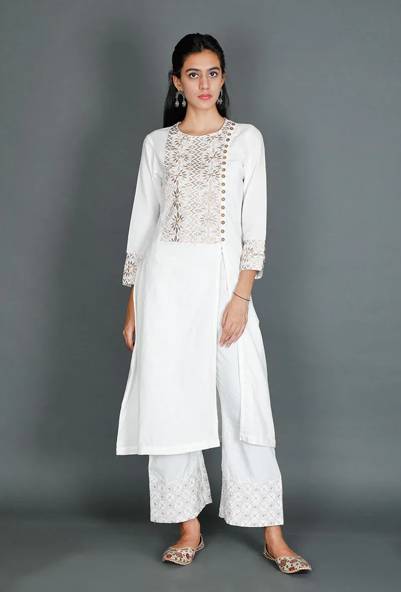 White Cotton Kurta With Beige Floral Kantha Work