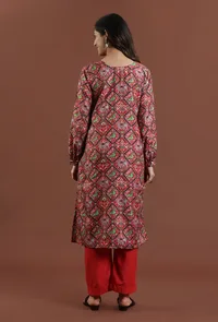 Set of 2: Vibrant Red Patola Inspired Printed Kurta with Solid Red Shantoon Pants Set image 4