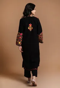 Noir Aari Embroidered Kashmiri Phiran-Free Size image 4