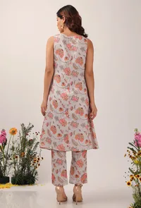 Set Of 2: Cara Floral Chintz Box Plated Tunic With Narrow Fit Pants image 3