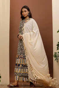 Set Of 3: Black Kalamkari Straight Kurta and Beige Cotton Dupatta with Black Kalamkari Flared Pants image 1